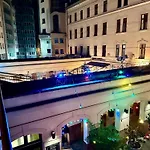 City Center Apartment With Balcony