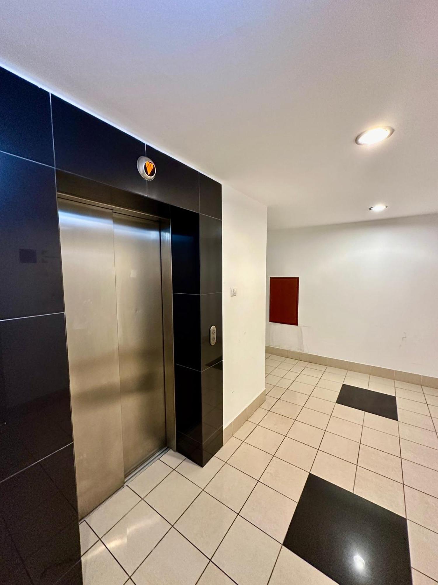 Apartment Center With Balcony Budapest