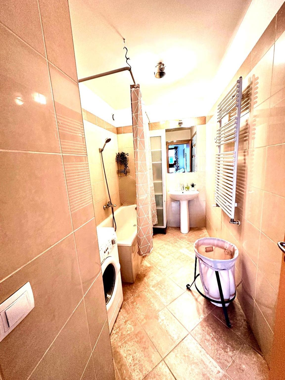 Center With Balcony Apartment